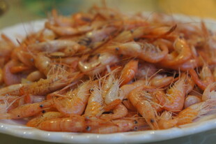 一盘美味鲜虾