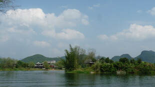 秀丽山水湖畔风光