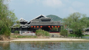 中式水边古建景观