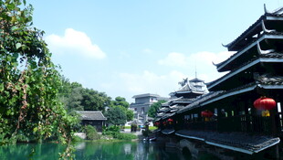 江南水乡古建筑临水风光