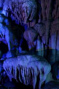 梦幻溶洞景观 奇妙钟乳石