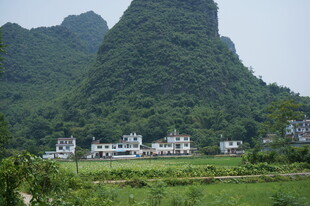 山水田园间的村落美景