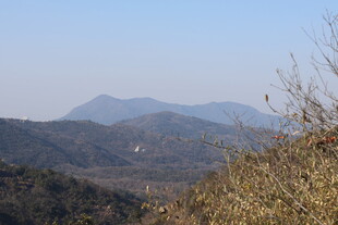 山间远景自然景致