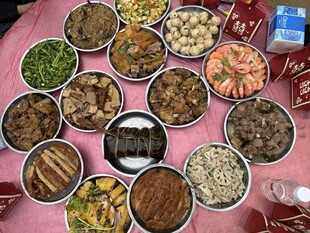 丰盛多样的美食大集合