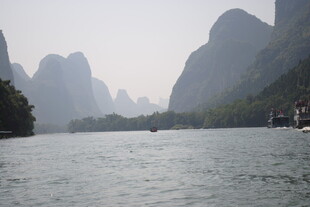 漓江山水风光如画