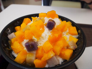 芒果紫米甜品碗