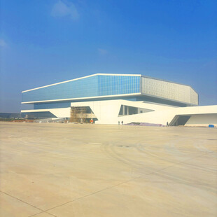 现代风格机场建筑外观