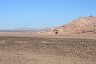 沙漠上空的热气球