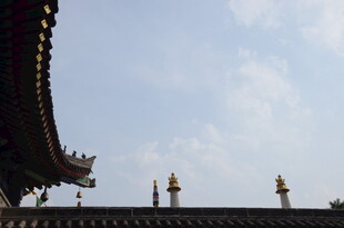 中式古建筑屋顶天际线