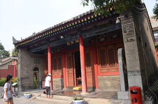 传统中式古建筑施工现场