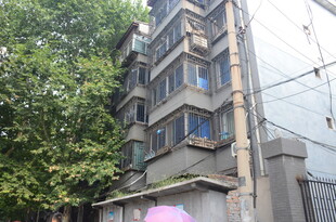 老旧居民楼外观景象