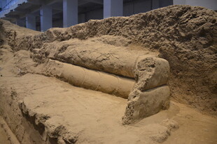 古代遗迹中的土制结构