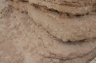 层叠纹理的沙土表面