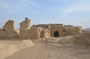 沙漠中的古老遗迹