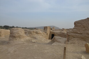 古老沙漠中的神秘遗迹