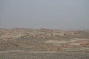 荒凉沙漠地貌景观