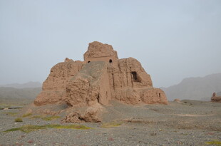 沙漠中的古老遗迹