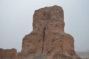 古老神秘的土制遗迹