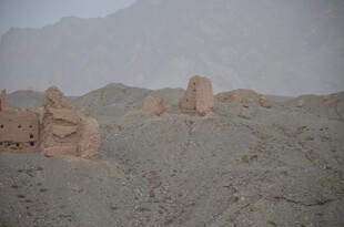 沙漠中的古老遗迹