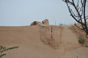 沙漠中的古老遗迹