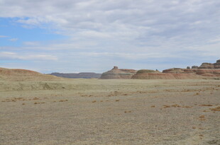 广袤荒凉的沙漠景观