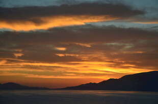 壮丽海上日落美景