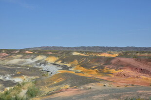 五彩斑斓的大地景观