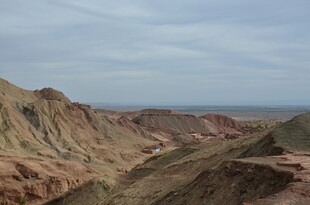 壮丽多彩的山间风景