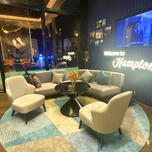 现代时尚客厅休闲区场景