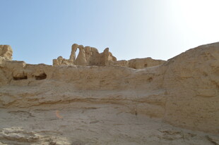 沙漠中的古老遗迹