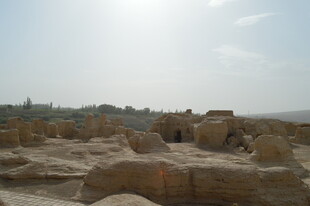 沙漠中的古老遗迹