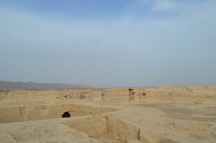 沙漠中的古老遗迹