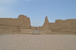 古老遗址展现历史沧桑