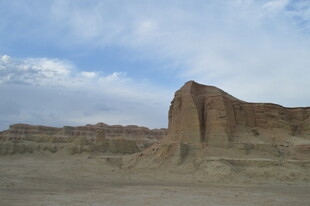 沙漠中的独特岩石景观