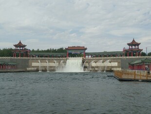 壮观的水利工程景观