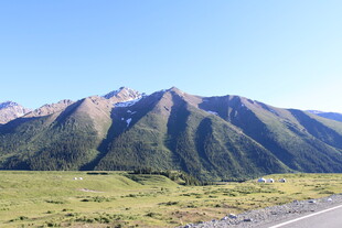 壮丽山野公路风景