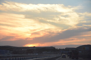 日落时分的绚烂天空景色