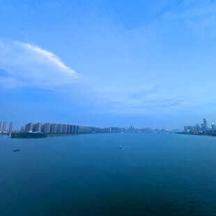 海滨城市美丽辽阔海景