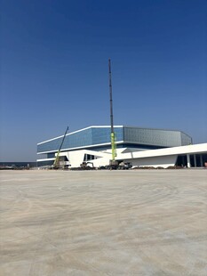 现代机场外观建筑