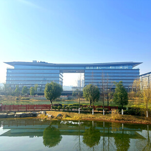 现代临水办公建筑景观