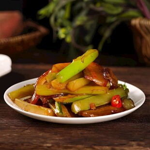 菜苔炒腊肉
