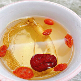 红枣枸杞人参养生汤