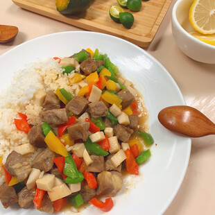 彩椒牛肉盖饭
