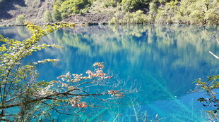 梦幻蓝湖 自然绝美风光