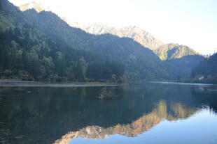 宁静山水湖景自然风光