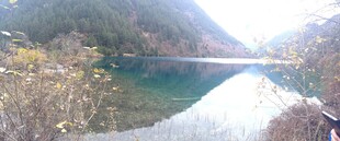 秀丽山水湖景风光图