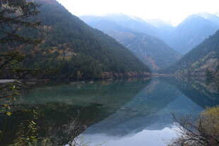 宁静山水湖景自然风光