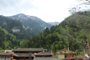 山间古建 邂逅自然之美