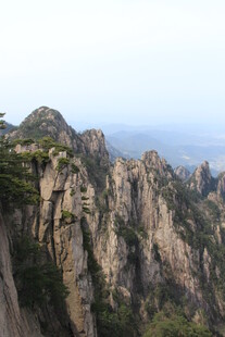 壮丽黄山奇峰景观