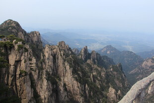 壮丽黄山山峰景观